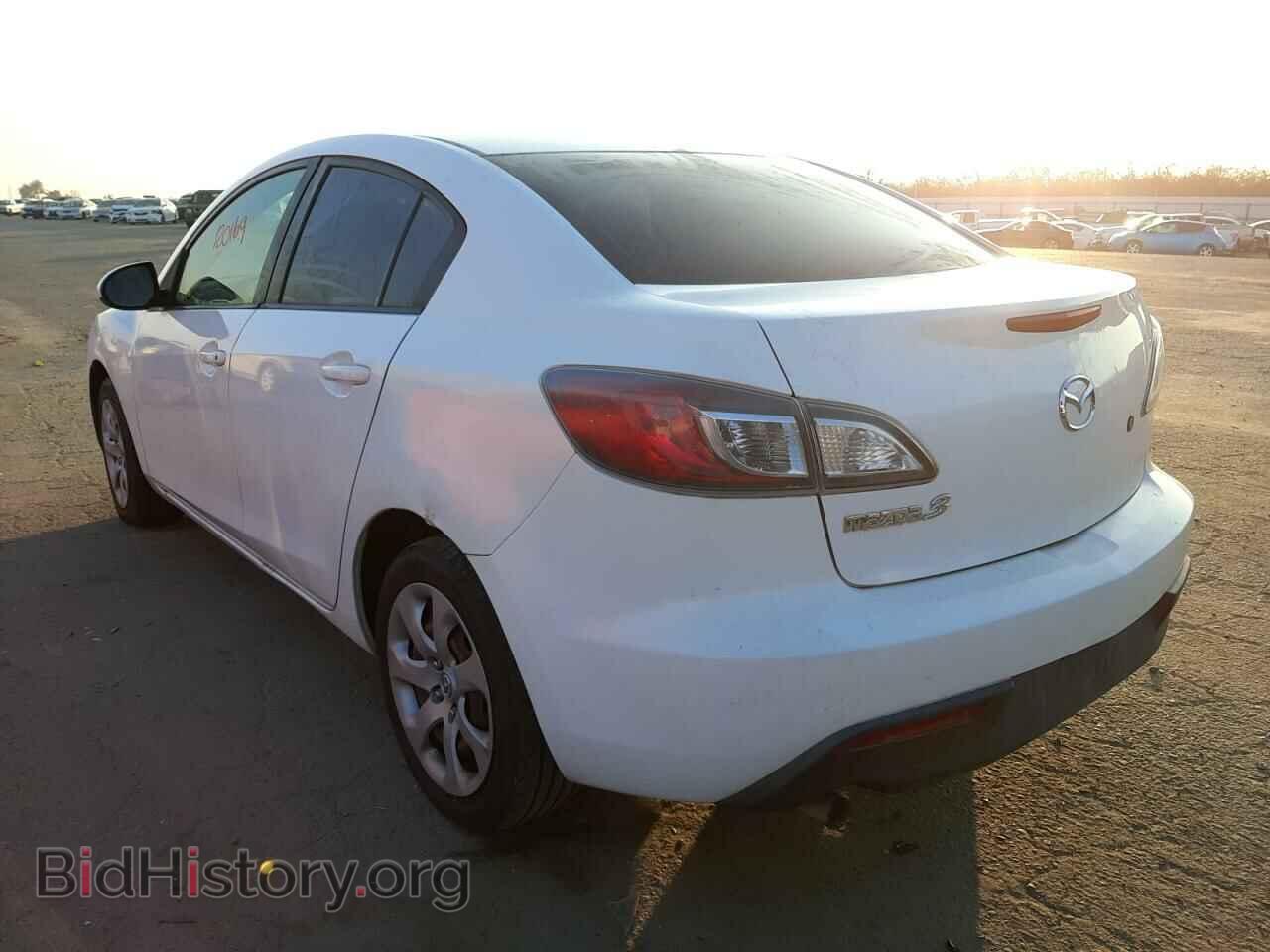 2011 MAZDA 3 - VIN: JM1BL1UF9B1373197 - Фото 3