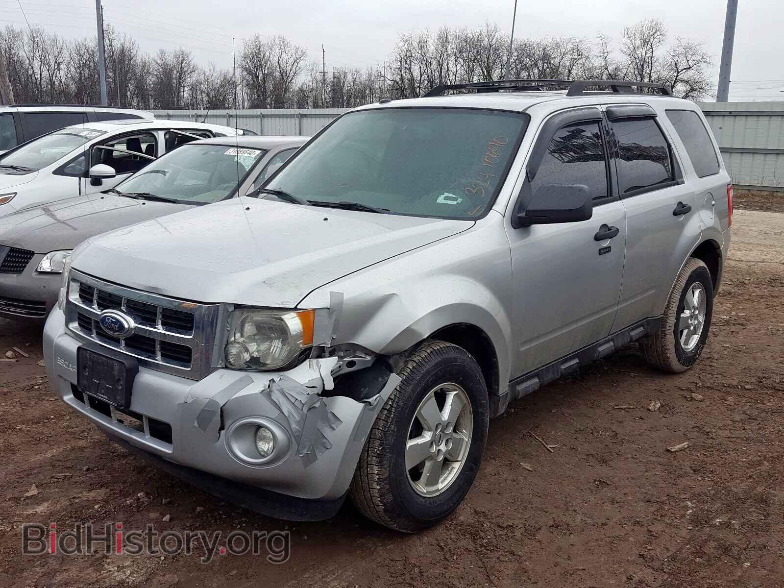 2011 FORD ESCAPE - VIN: 1FMCU9DG0BKB71542 - Фото 2