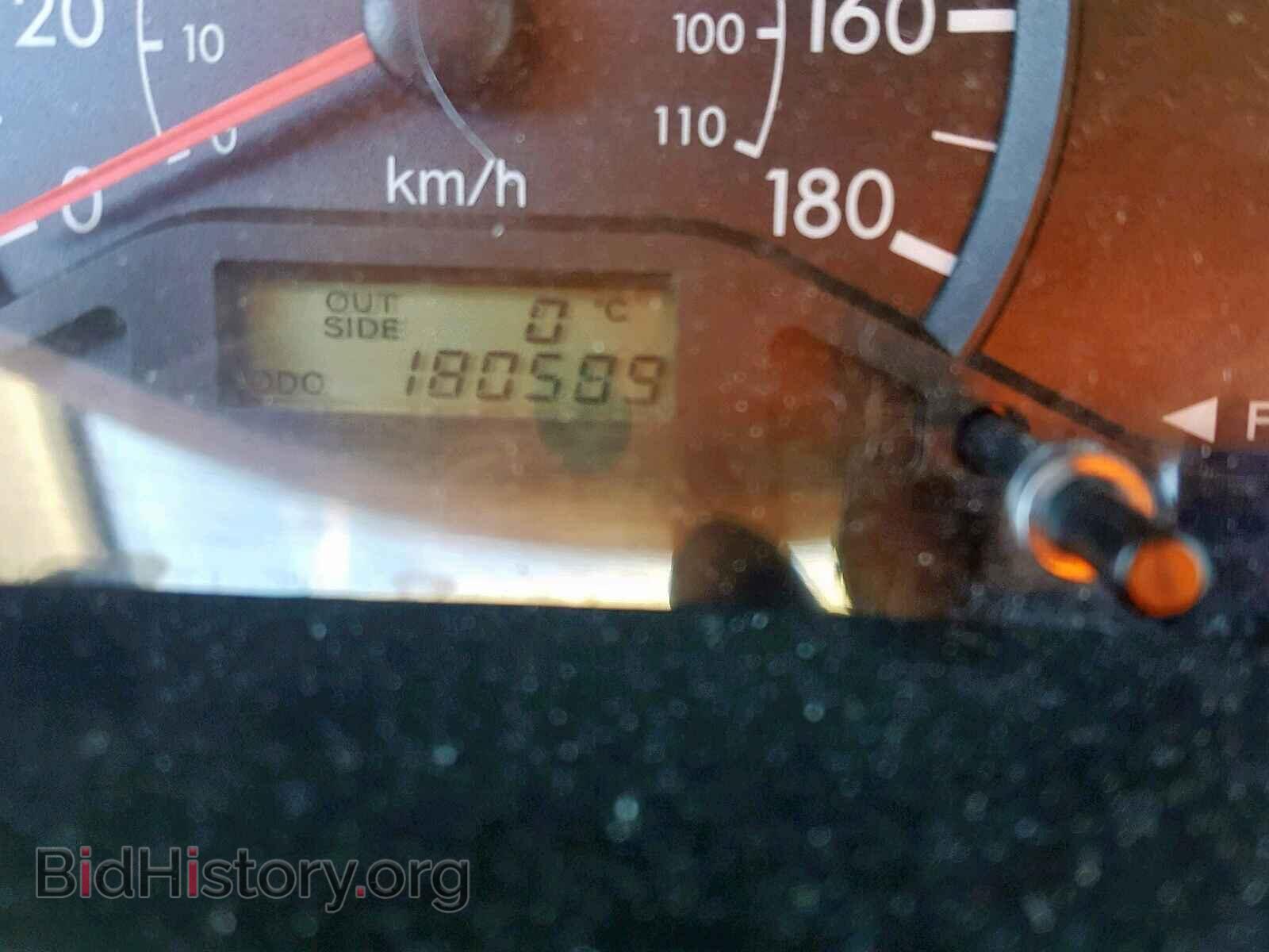 2005 TOYOTA COROLLA - VIN: 2T1BR32E55C849532 - Photo 8