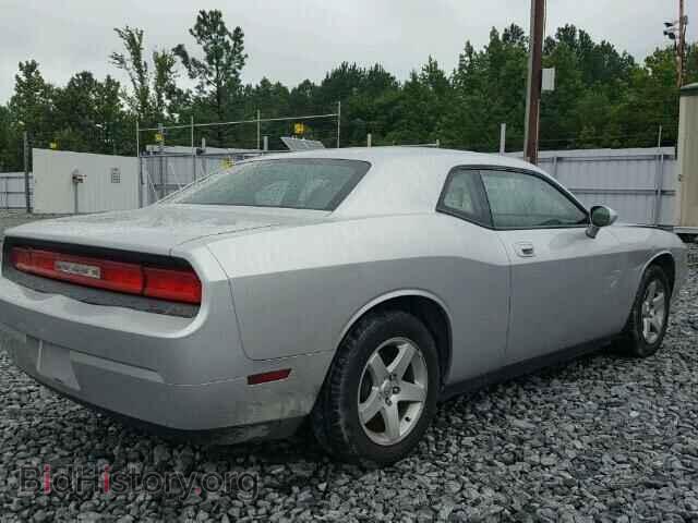 2010 DODGE CHALLENGER - VIN: 2B3CJ4DV3AH208153 - Photo 4