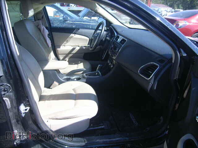2013 CHRYSLER 200 - VIN: 1C3CCBCG3DN527889 - Фото 5