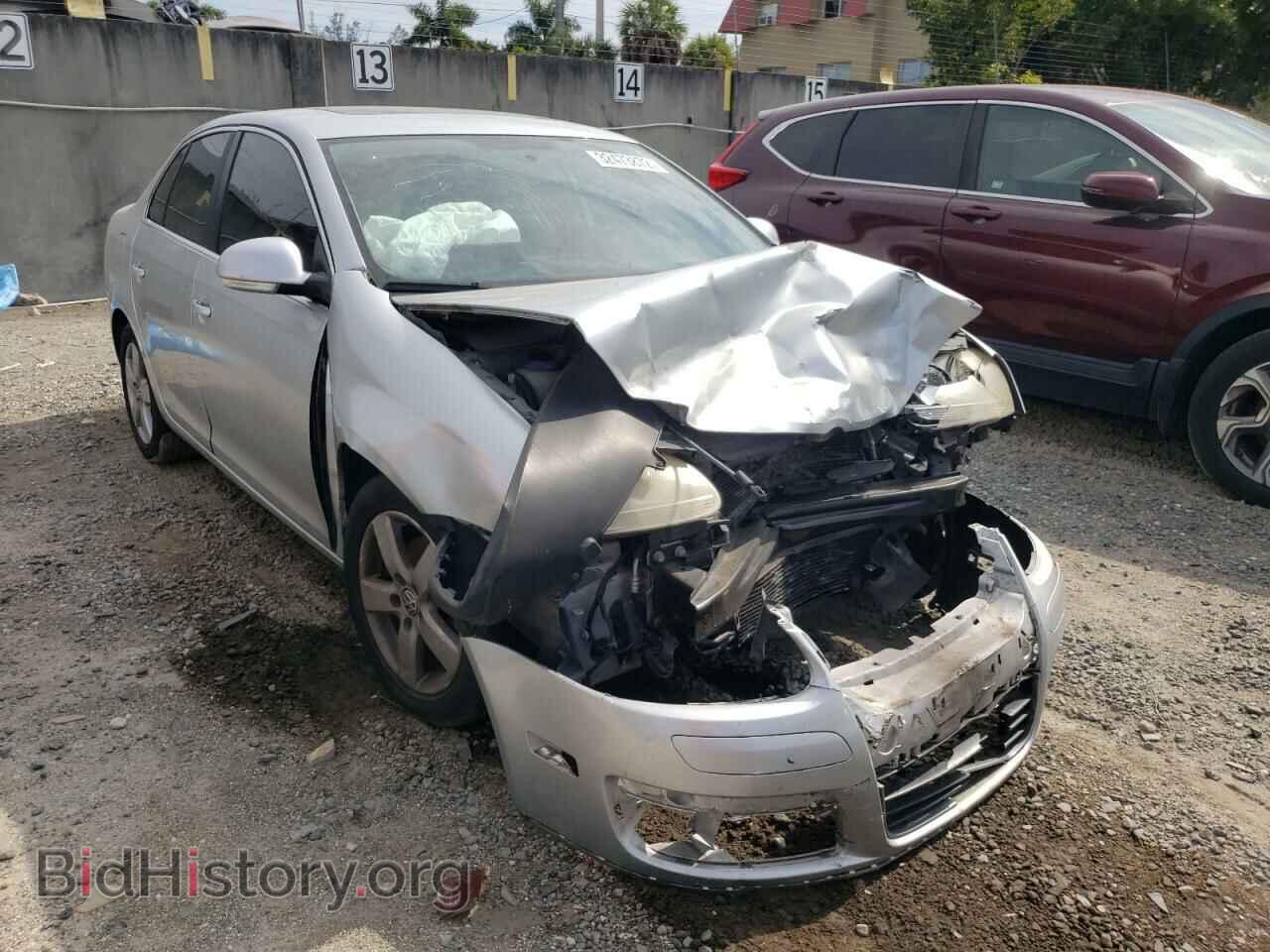 Photo 3VWRM71K29M171778 - VOLKSWAGEN JETTA 2009