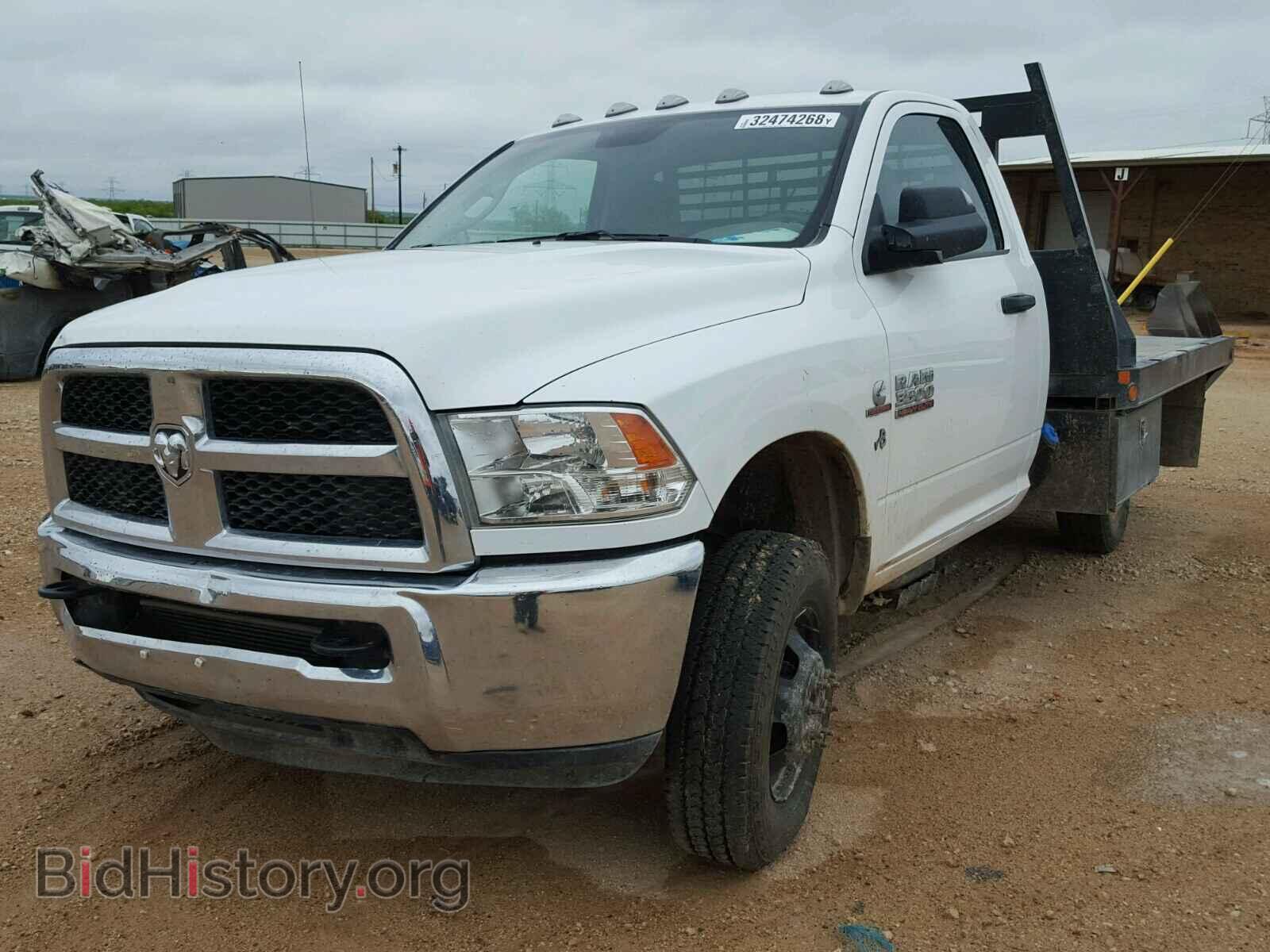 2017 RAM 3500 - VIN: 3C7WRTAL2HG560980 - Фото 2