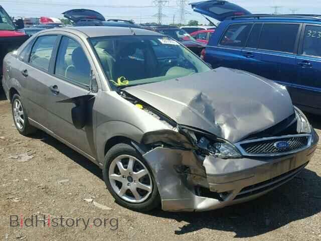 Photo 1FAFP34N55W218233 - FORD FOCUS 2005