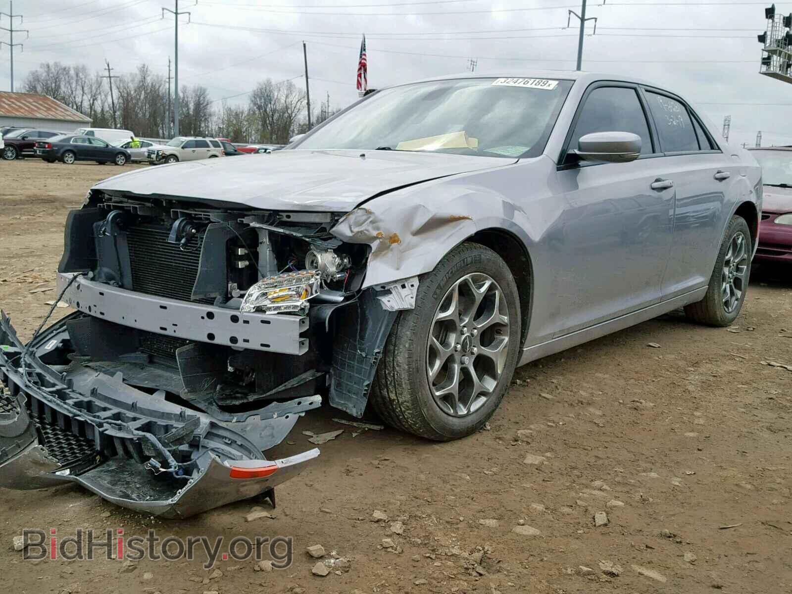 2016 CHRYSLER 300 - VIN: 2C3CCAGGXGH282980 - Photo 2