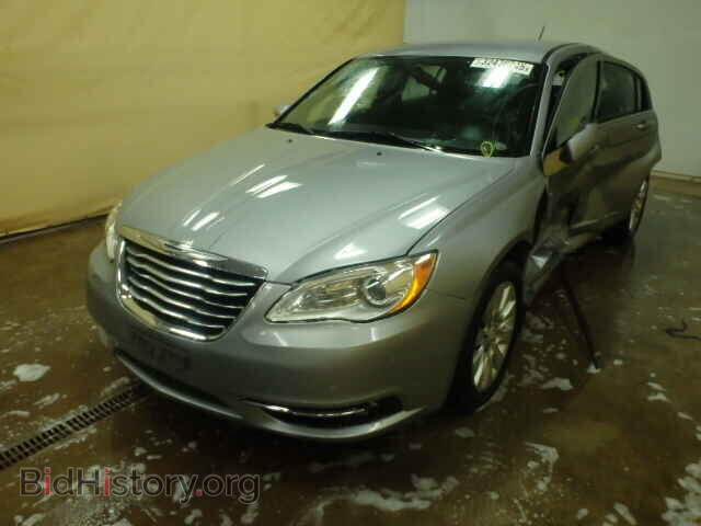 2013 CHRYSLER 200 - VIN: 1C3CCBAB1DN641543 - Фото 2