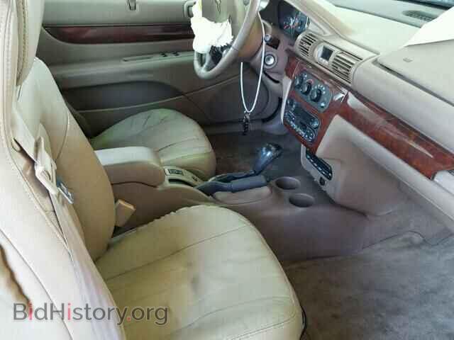 2002 CHRYSLER SEBRING - VIN: 1C3EL55RX2N301855 - Фото 5