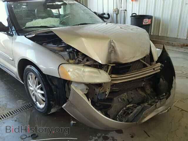 2002 CHRYSLER SEBRING - VIN: 1C3EL55RX2N301855 - Фото 9