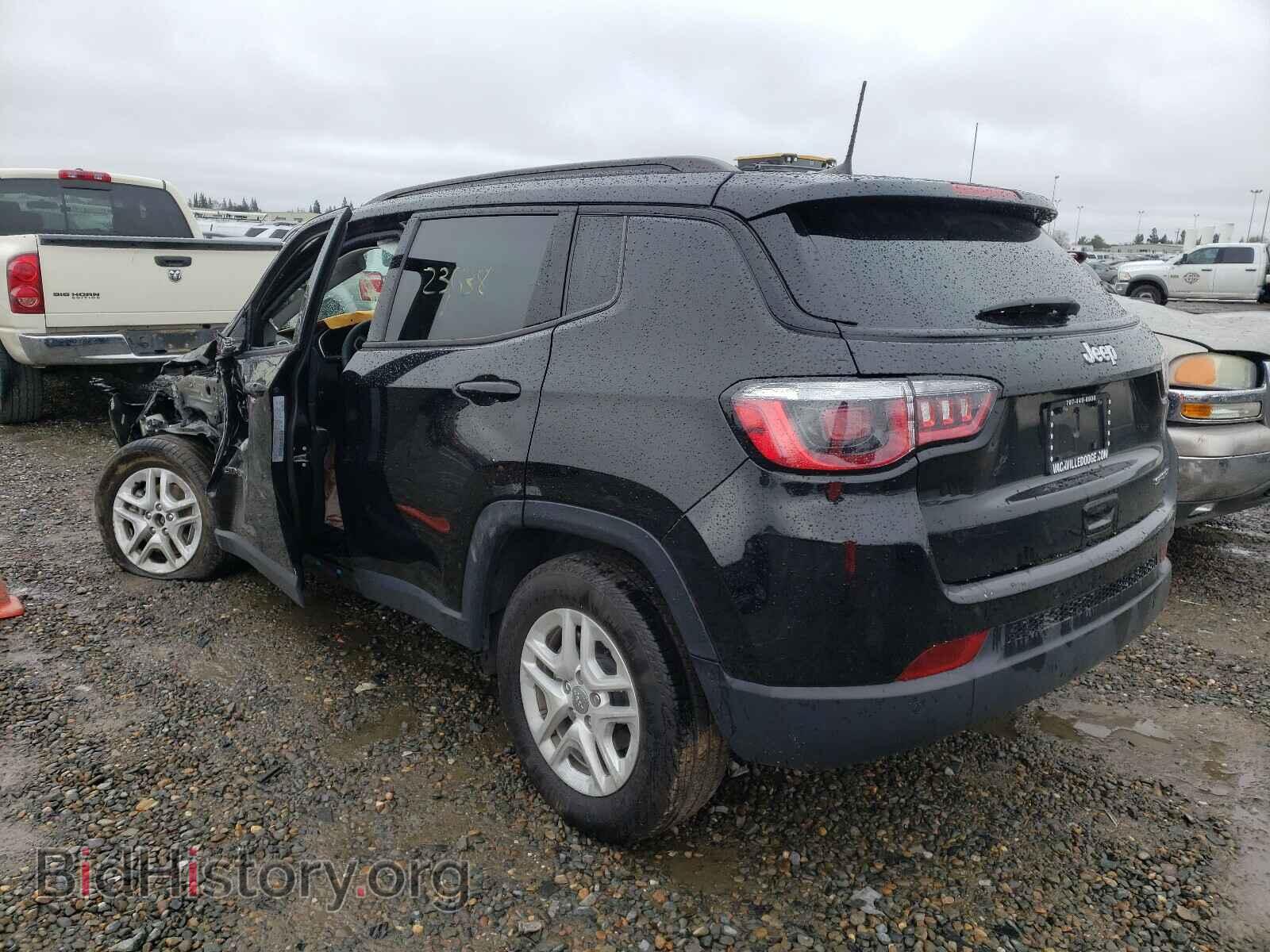 2018 JEEP COMPASS - VIN: 3C4NJCAB0JT488164 - Фото 3