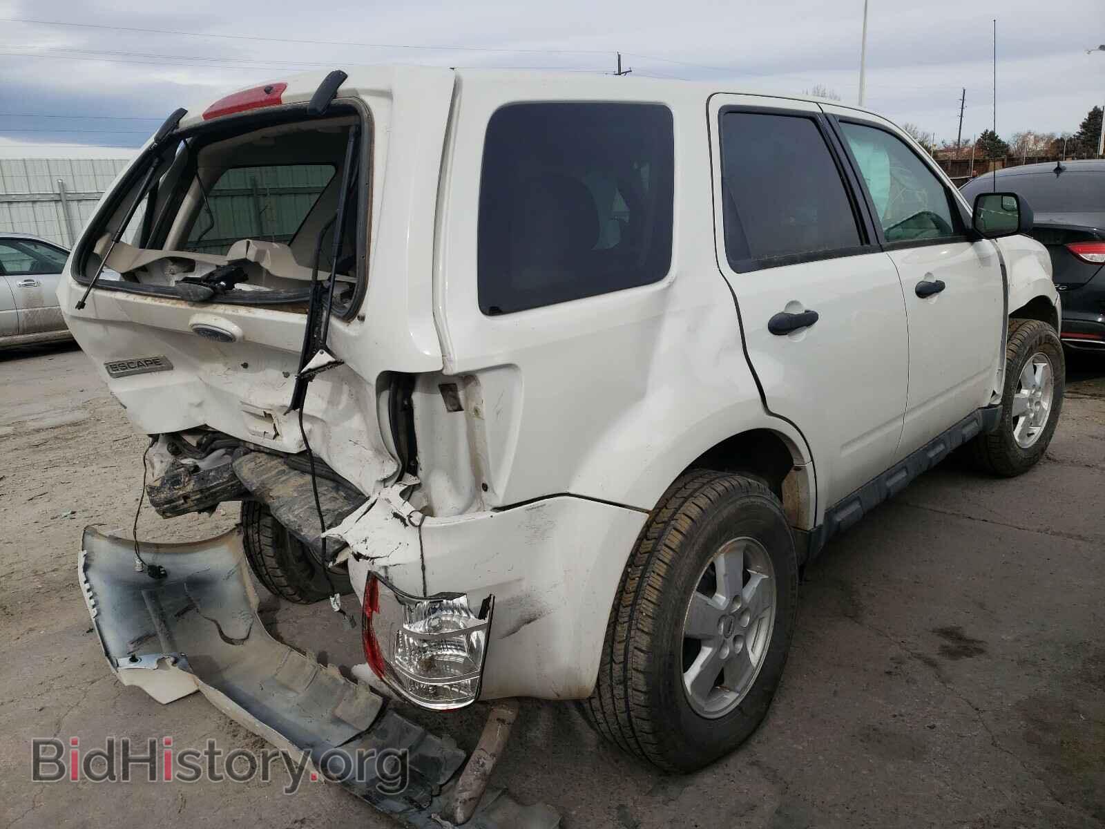 2011 FORD ESCAPE - VIN: 1FMCU9C75BKA34470 - Фото 4