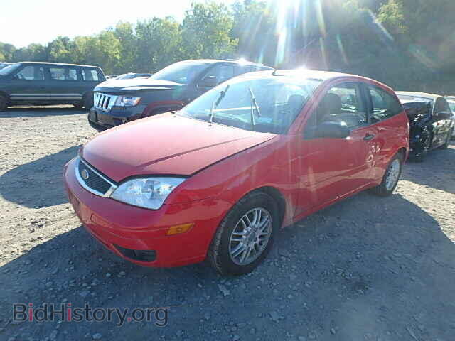 2005 FORD FOCUS - VIN: 3FAFP31N75R142263 - Фото 2
