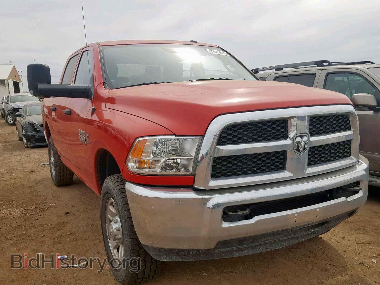 Photo 3C6UR5CLXJG185026 - RAM 2500 ST 2018