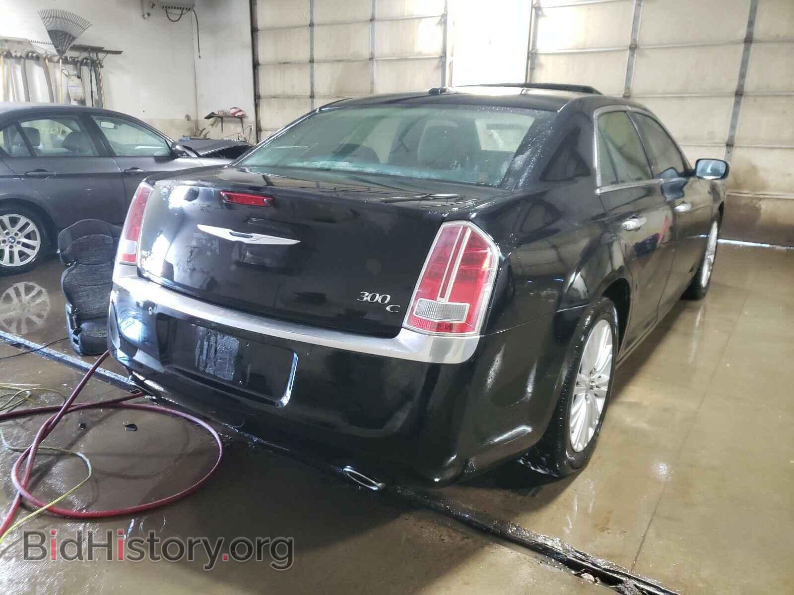 2012 CHRYSLER 300 - VIN: 2C3CCAST1CH263765 - Фото 4