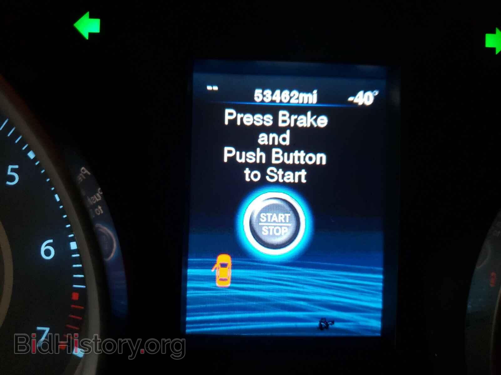 2012 CHRYSLER 300 - VIN: 2C3CCAST1CH263765 - Фото 8