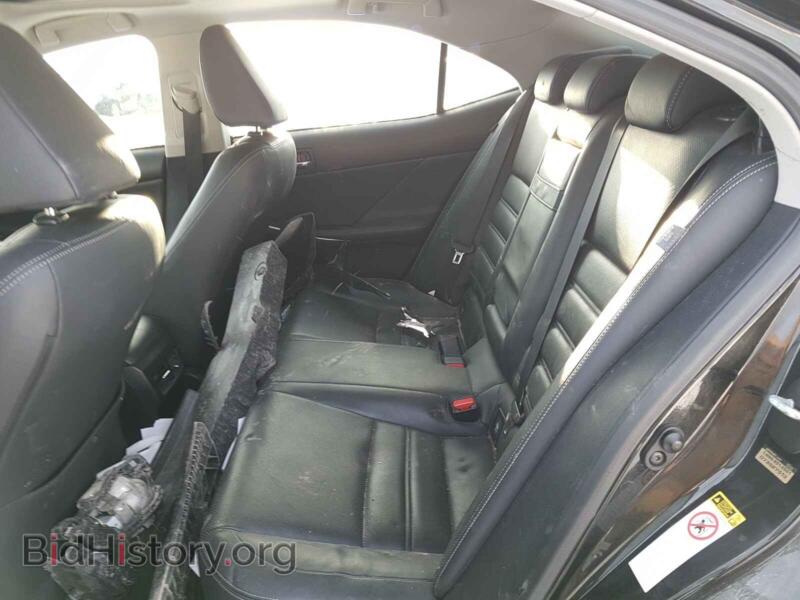 2014 Lexus IS (VIN JTHCF1D27E5001006) — фото 6 из 8