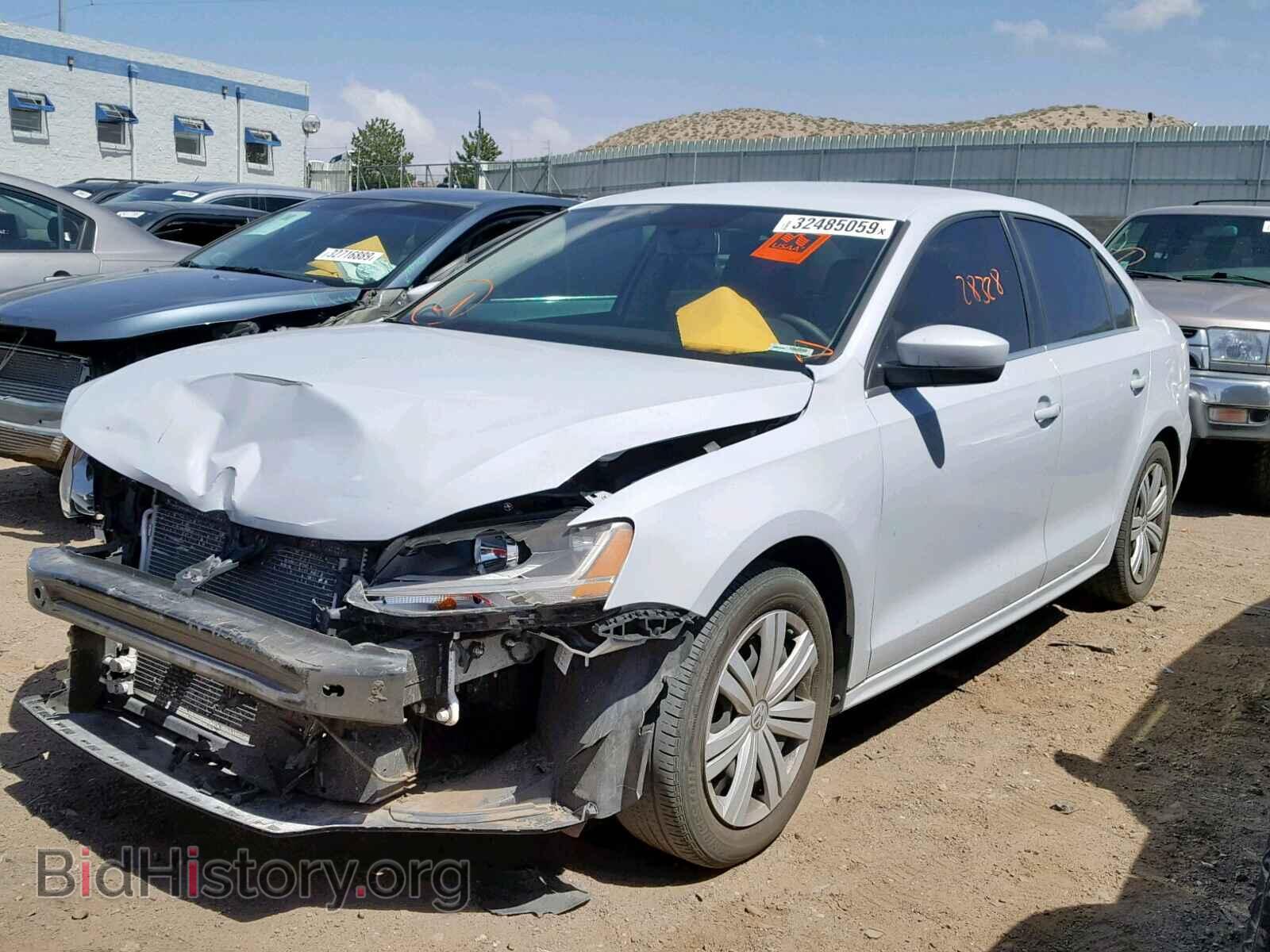 2017 VOLKSWAGEN JETTA - VIN: 3VW167AJXHM235773 - Фото 2
