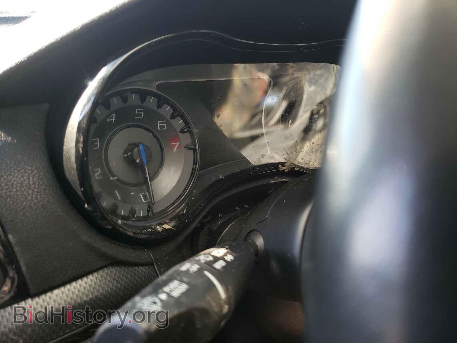 2016 CHRYSLER 300 - VIN: 2C3CCAGG4GH148093 - Фото 8