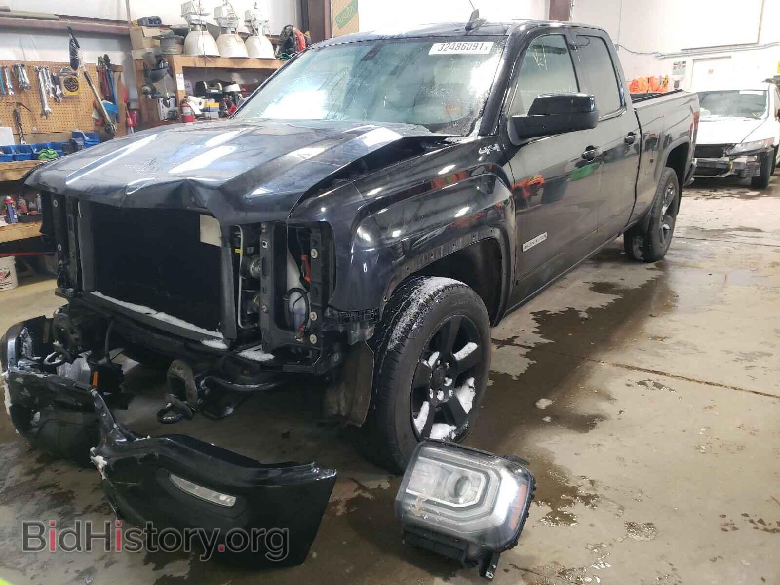 2018 GMC SIERRA - VIN: 1GTV2LEC0JZ329251 - Фото 2