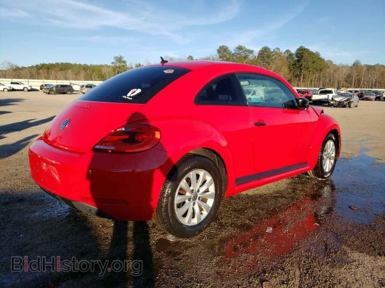 2015 VOLKSWAGEN BEETLE - VIN: 3VWF17AT2FM623048 - Фото 4