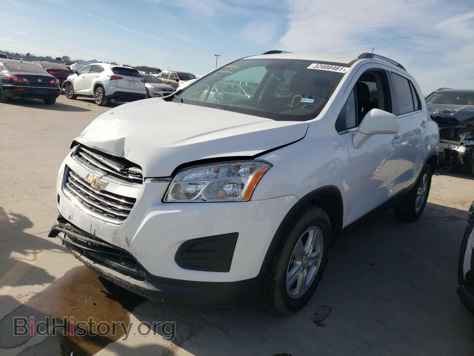 2016 CHEVROLET TRAX - VIN: 3GNCJLSB9GL167844 - Фото 2