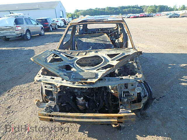 2004 SATURN VUE - VIN: 5GZCZ63424S872063 - Фото 9