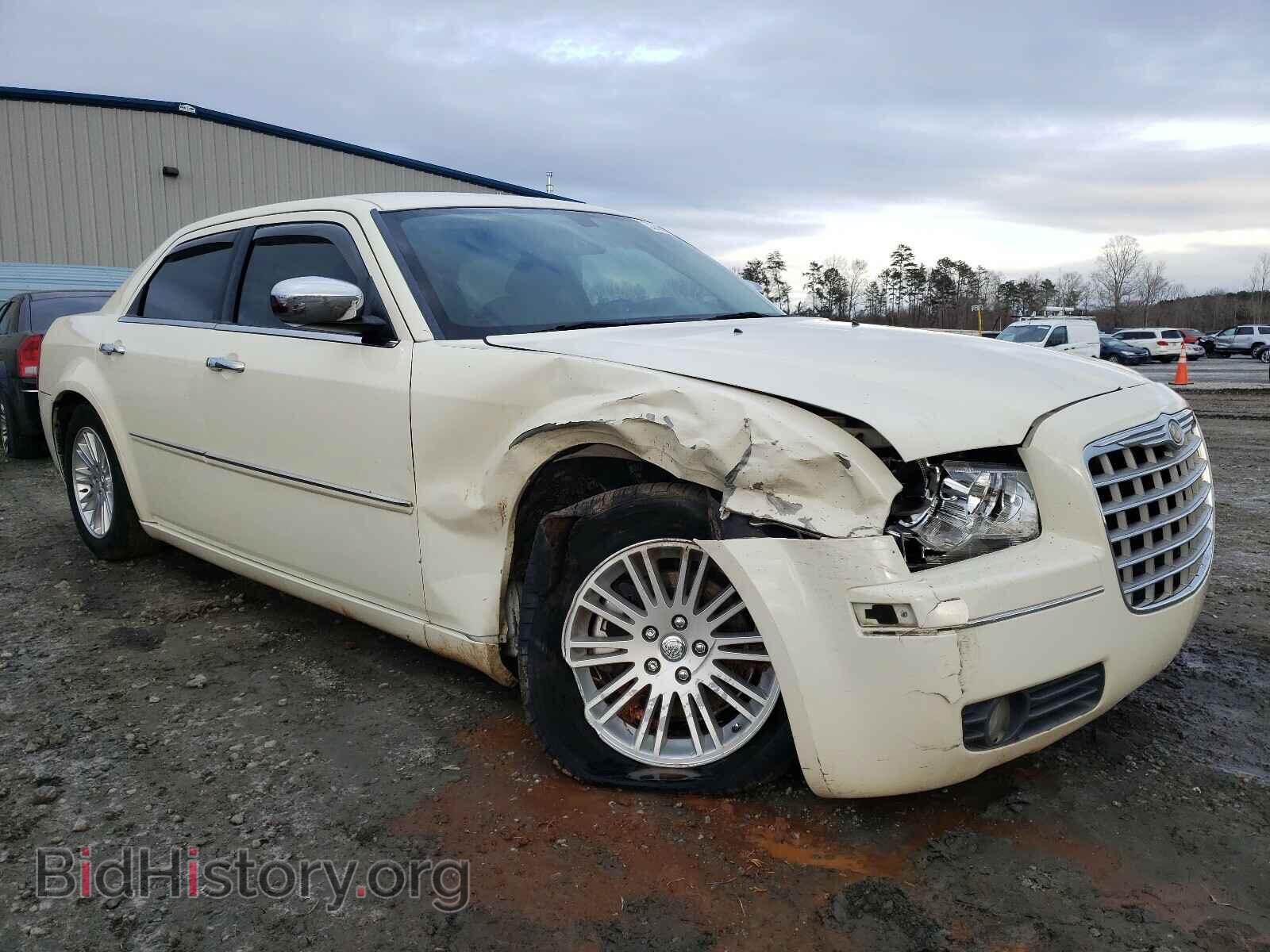 Photo 2C3CA5CV8AH102078 - CHRYSLER 300 2010