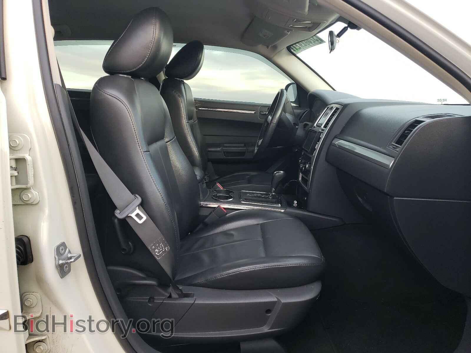 2010 CHRYSLER 300 - VIN: 2C3CA5CV8AH102078 - Фото 5