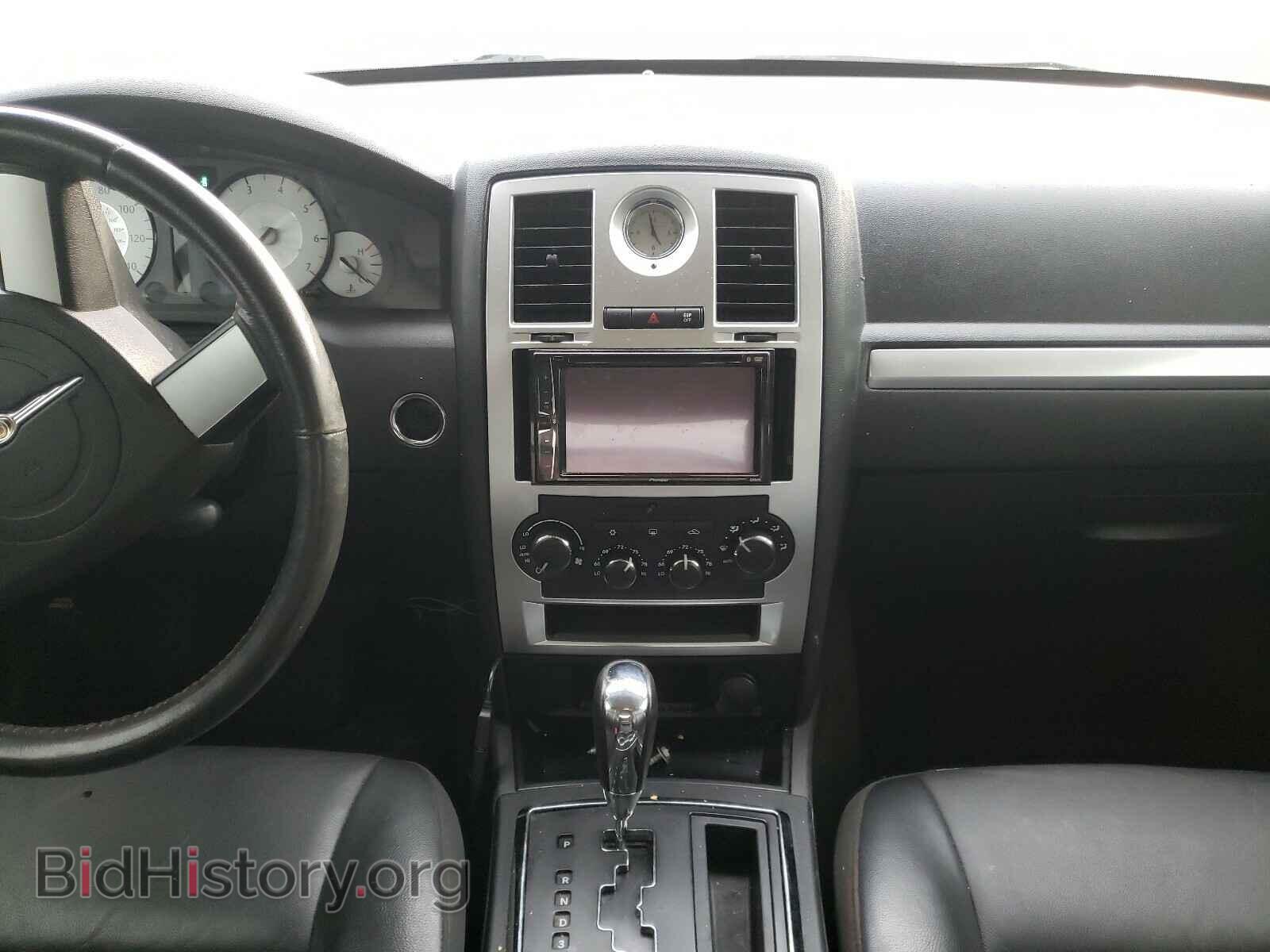 2010 CHRYSLER 300 - VIN: 2C3CA5CV8AH102078 - Фото 9