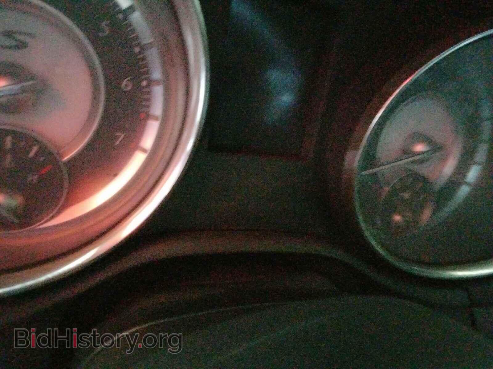 2014 CHRYSLER 300 - VIN: 2C3CCABG8EH167993 - Фото 8