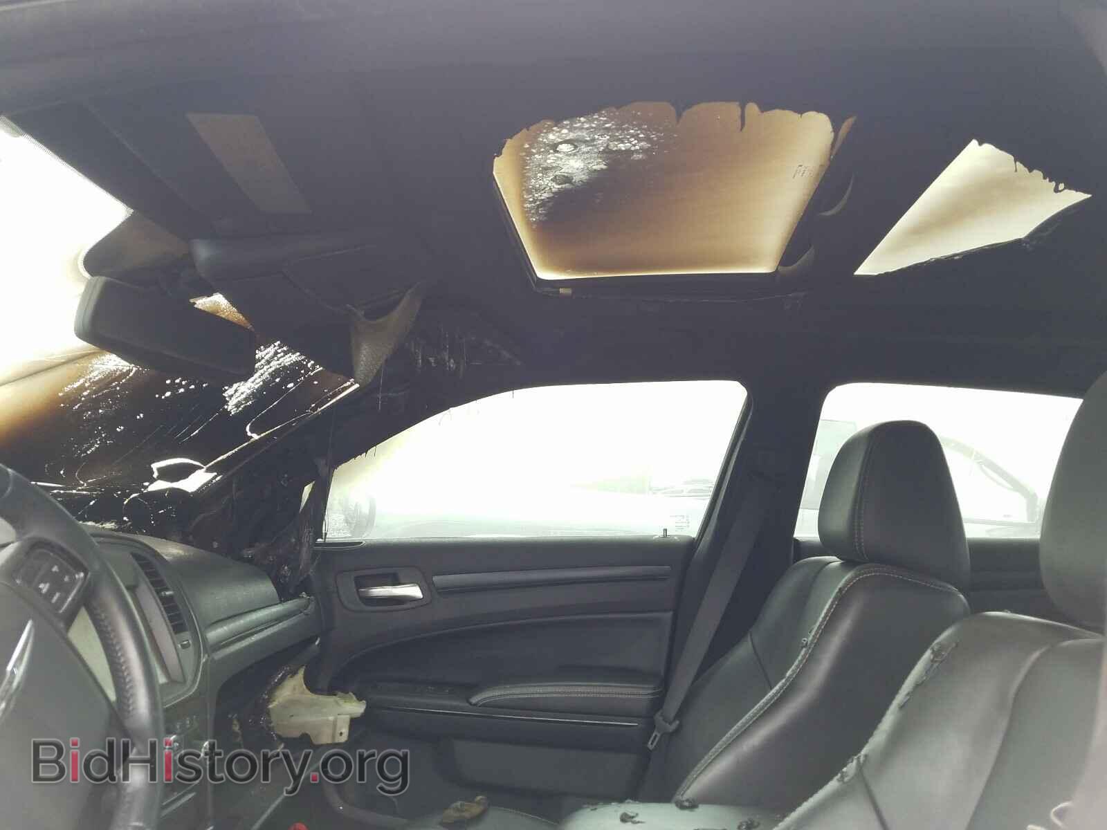 2014 CHRYSLER 300 - VIN: 2C3CCABG8EH167993 - Фото 10