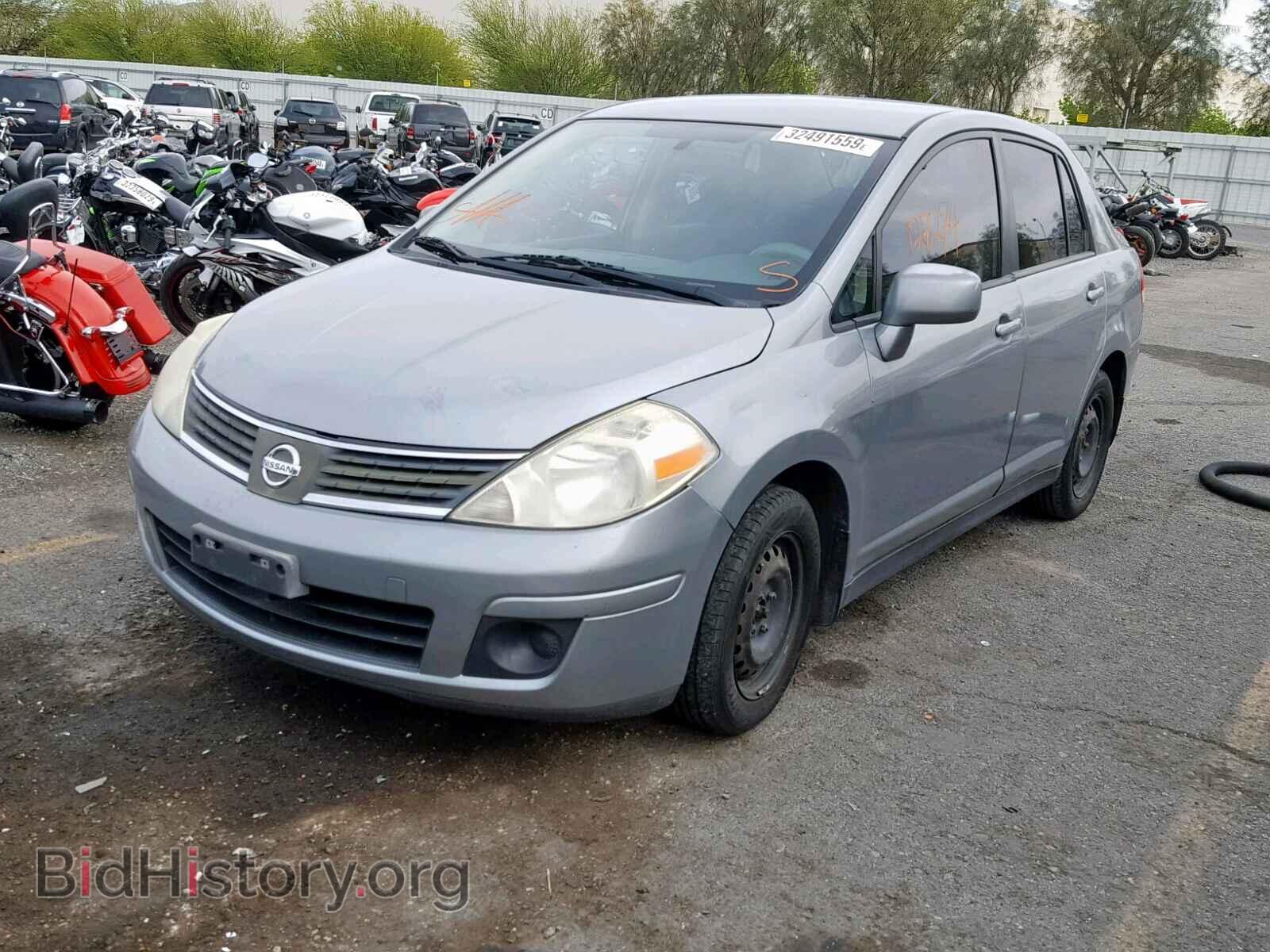 2009 NISSAN VERSA - VIN: 3N1BC11E69L445751 - Фото 2