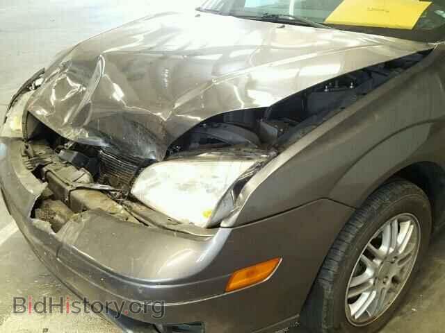 2007 FORD FOCUS - VIN: 1FAFP31N37W344890 - Photo 9