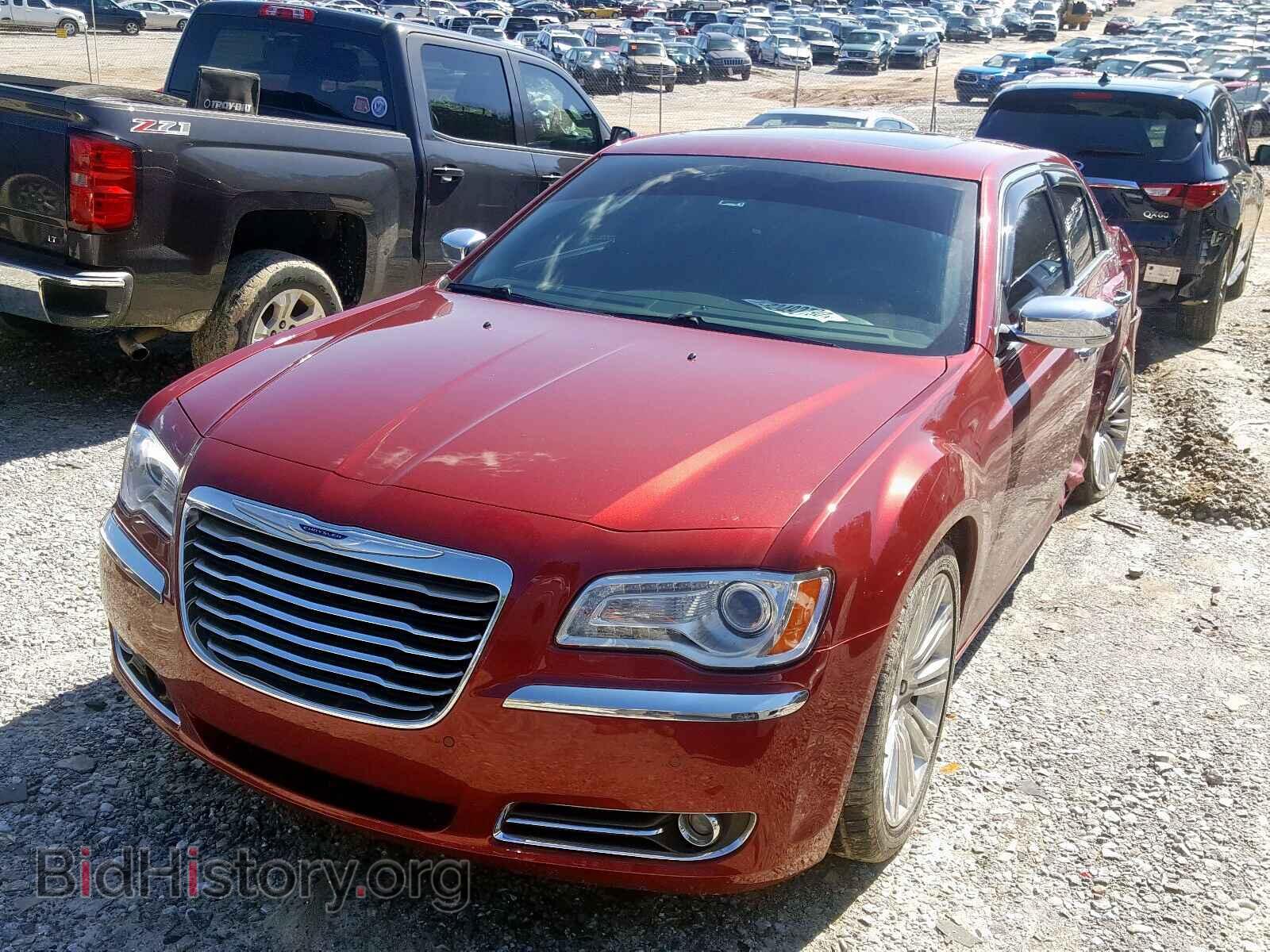 2013 CHRYSLER 300 - VIN: 2C3CCAET1DH660888 - Фото 2