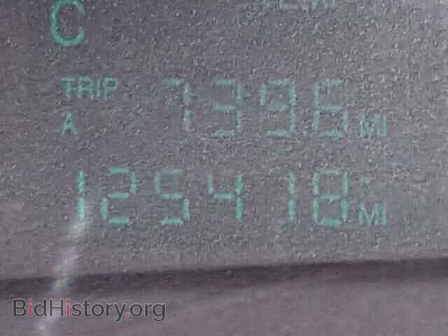 2002 CADILLAC DEVILLE - VIN: 1G6KD54Y52U263741 - Photo 8
