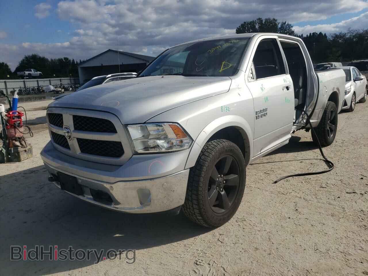 2015 RAM 1500 - VIN: 1C6RR7LG4FS633300 - Фото 2