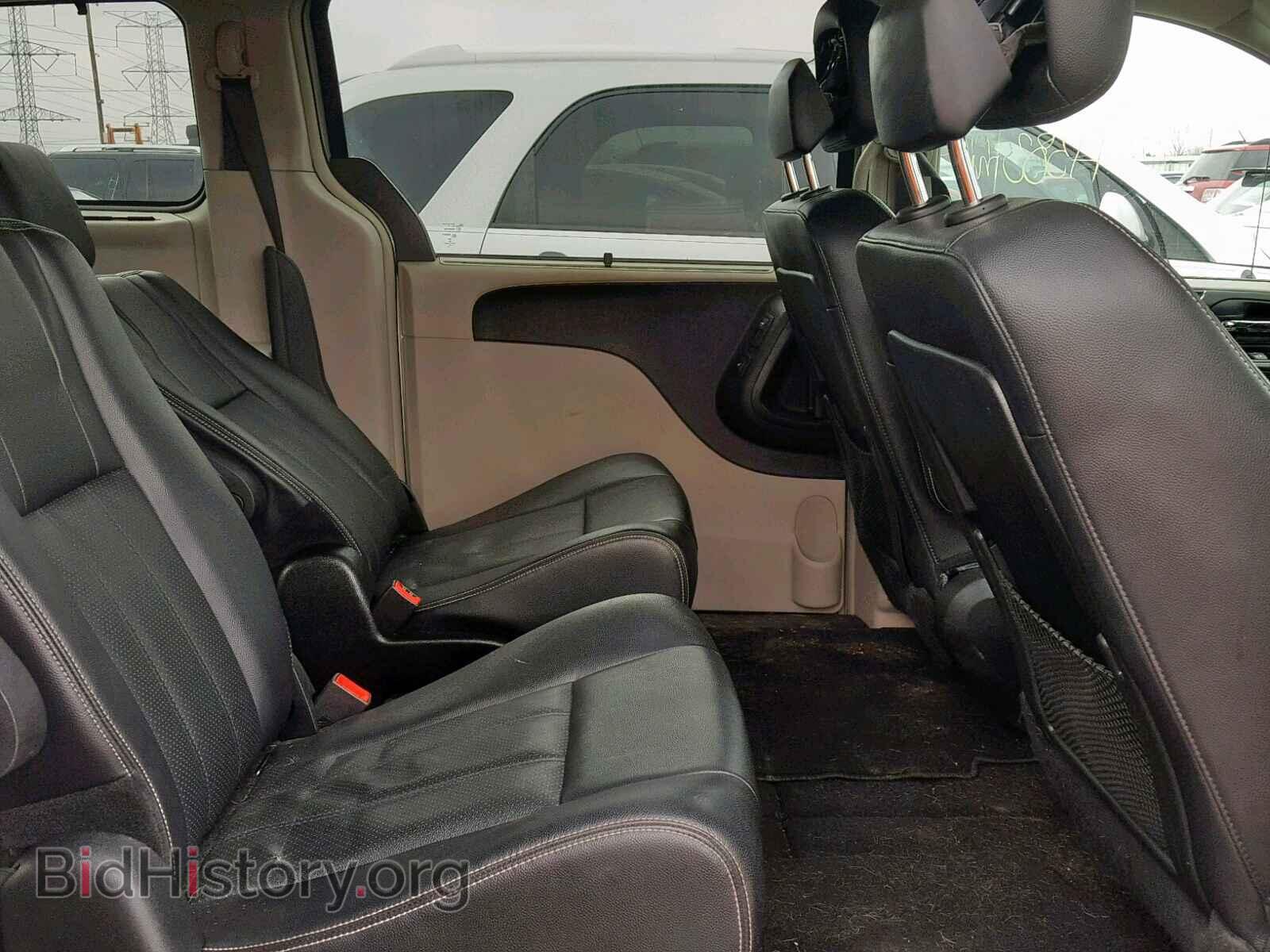 2014 CHRYSLER TOWN & COU - VIN: 2C4RC1CG3ER409409 - Фото 6