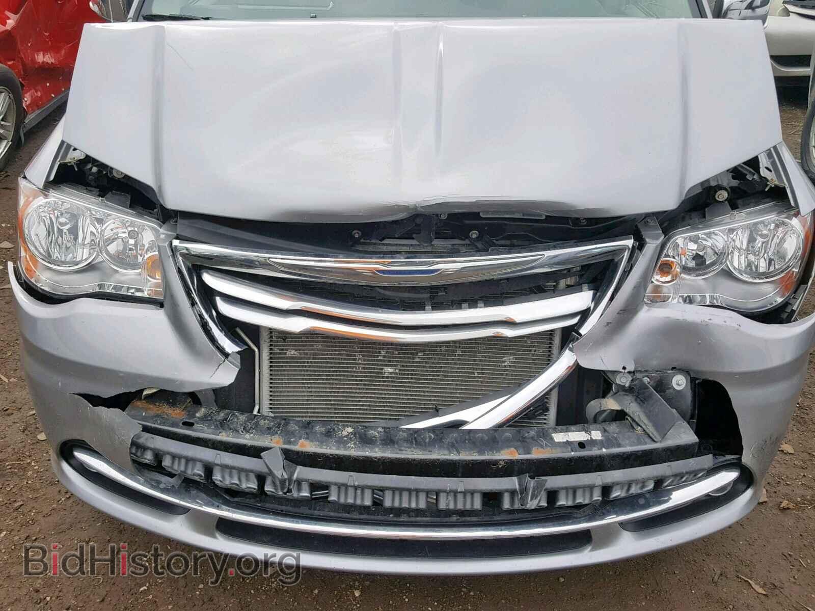 2014 CHRYSLER TOWN & COU - VIN: 2C4RC1CG3ER409409 - Фото 7