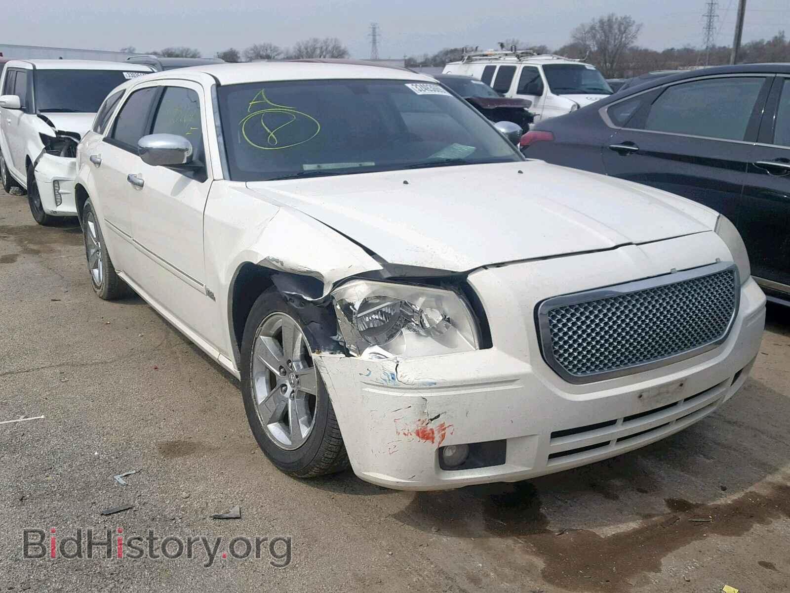 Photo 2D4FV47V57H713358 - DODGE MAGNUM 2007