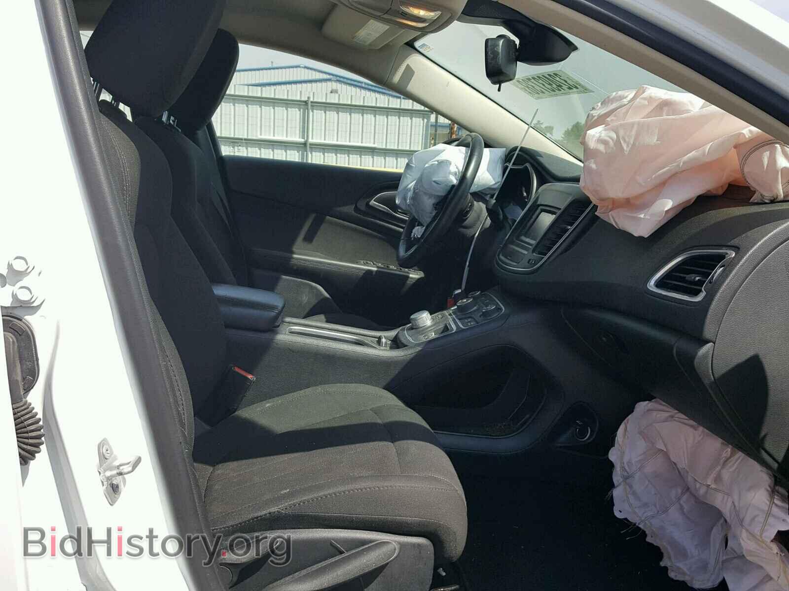 2016 CHRYSLER 200 - VIN: 1C3CCCAB0GN154683 - Photo 5