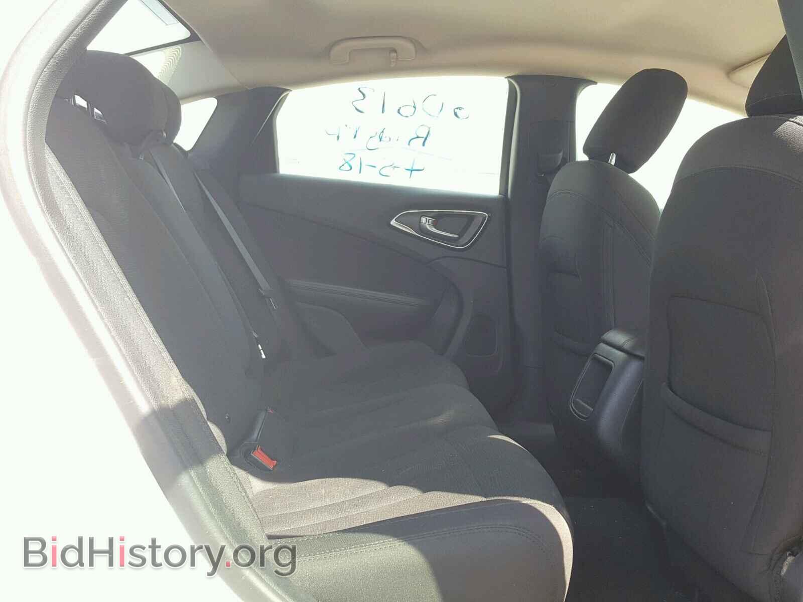 2016 CHRYSLER 200 - VIN: 1C3CCCAB0GN154683 - Photo 6