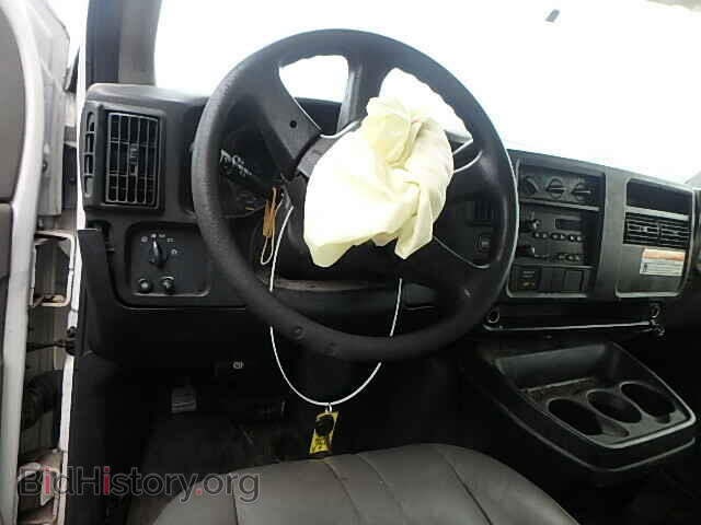 2006 GMC SAVANA - VIN: 1GDGG31V261903352 - Фото 9