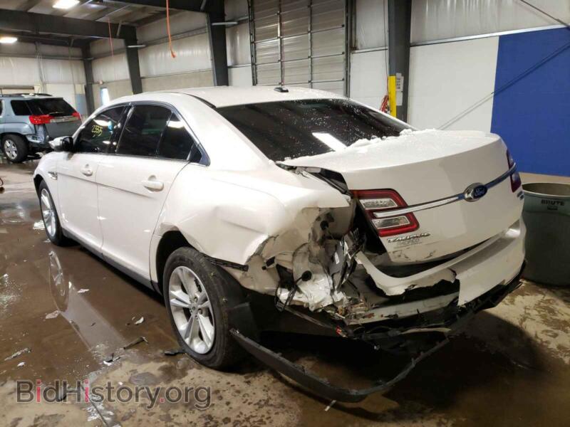 2017 Ford TAURUS (VIN 1FAHP2H82HG132934) — фото 3 из 10