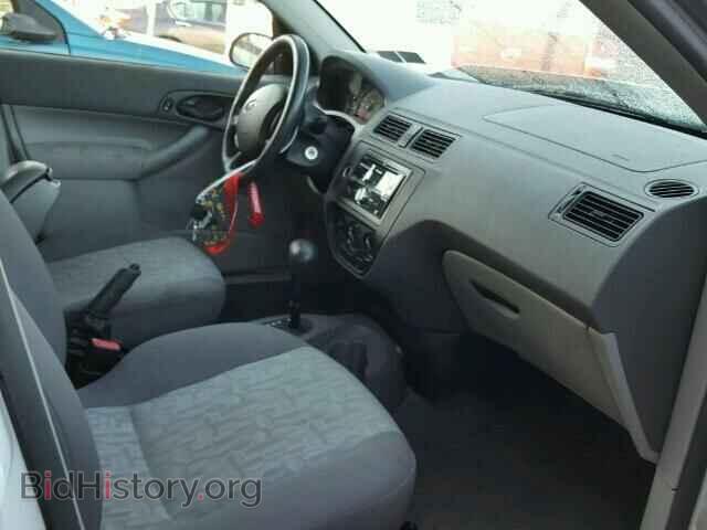 2005 FORD FOCUS - VIN: 1FAFP36NX5W152193 - Фото 5