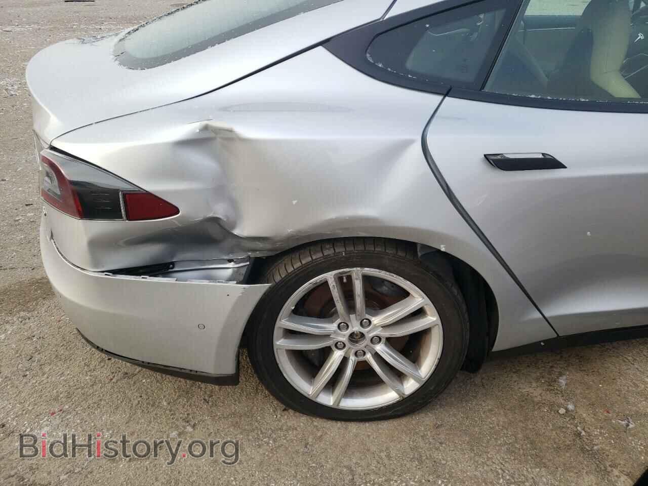 2014 TESLA MODEL S - VIN: 5YJSA1S10EFP63212 - Фото 9