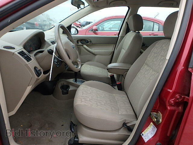 2005 FORD FOCUS - VIN: 1FAFP36N55W106867 - Фото 5