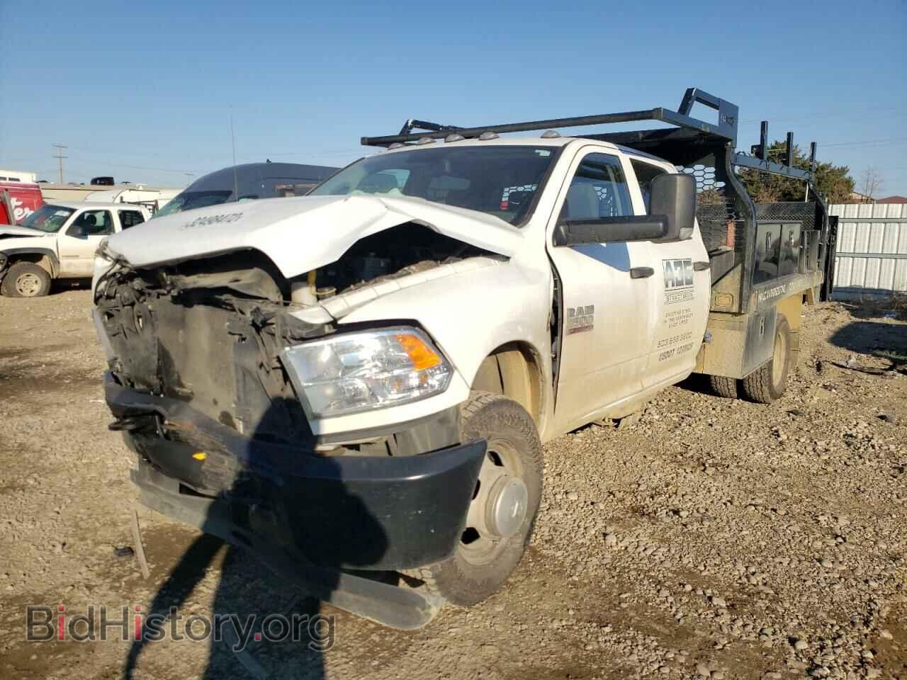 2018 RAM 3500 - VIN: 3C7WRTCL0JG272717 - Photo 2
