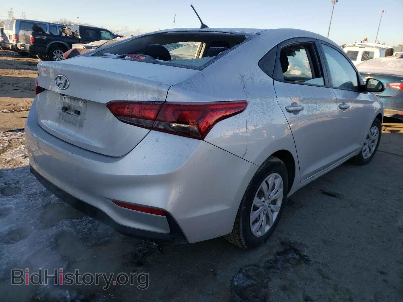 2019 HYUNDAI ACCENT - VIN: 3KPC24A38KE057239 - Фото 4