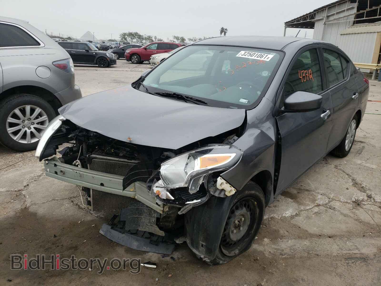 2019 NISSAN VERSA - VIN: 3N1CN7AP1KL852708 - Фото 2