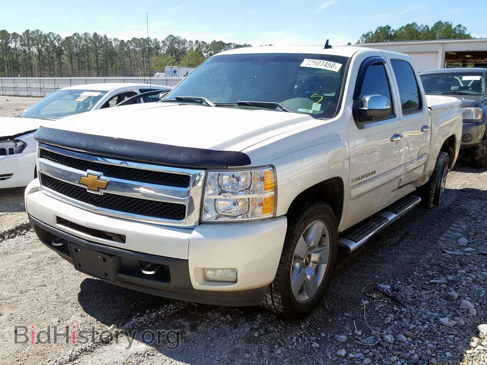 2009 CHEVROLET SILVERADO - VIN: 3GCEC33J29G243062 - Фото 2