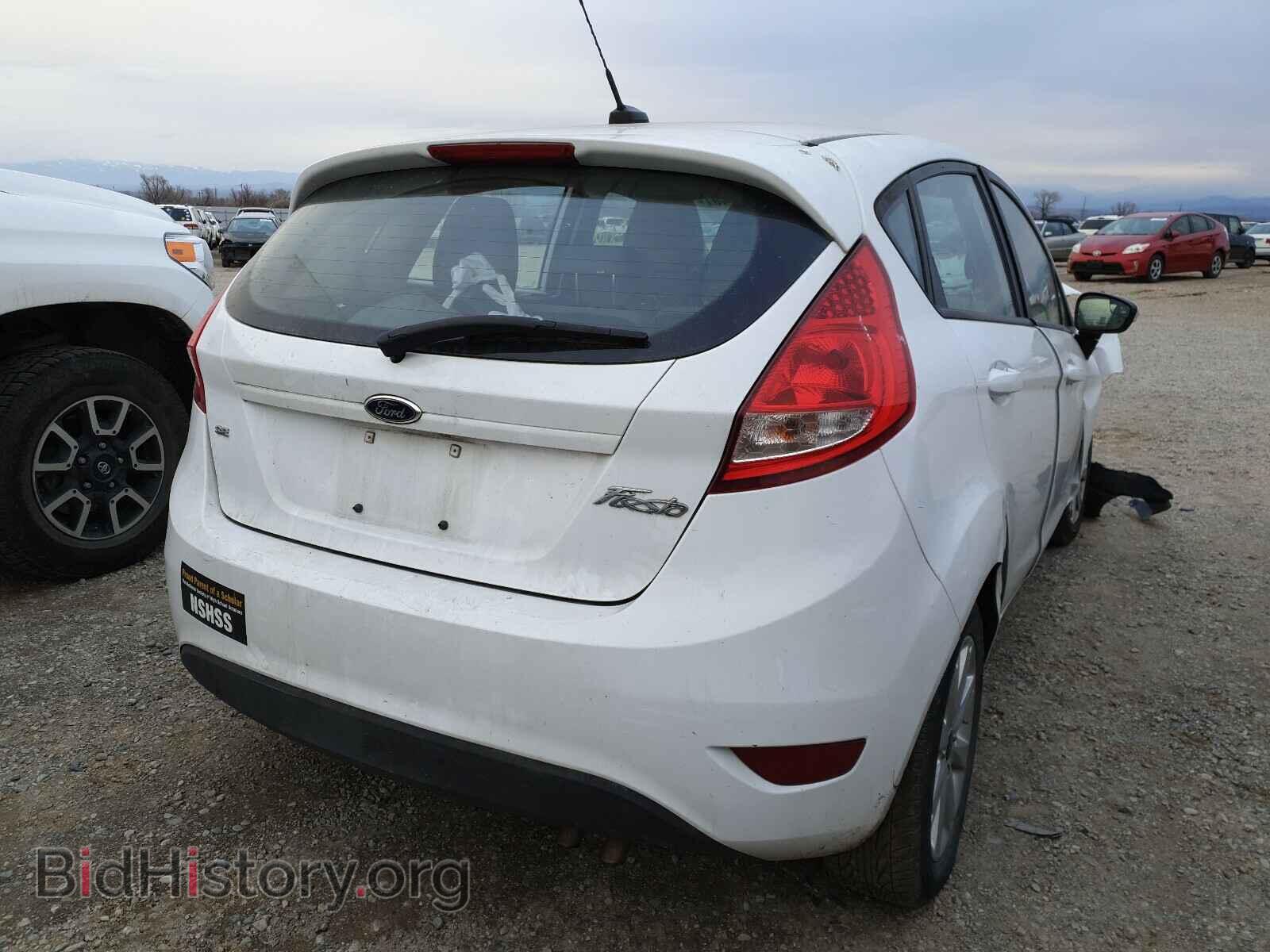 2013 FORD FIESTA - VIN: 3FADP4EJ4DM153690 - Фото 4